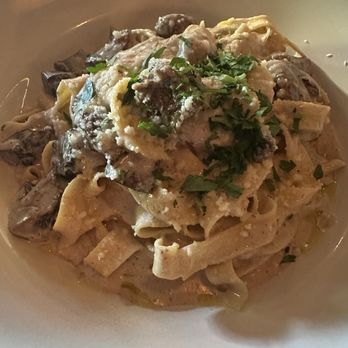 La Barrita Restobar - Creamy, dreamy mushroom fettuccine made from scratch with many hearty chunks of mushroom. - Steakhouses Near Me - Baltimore, Maryland