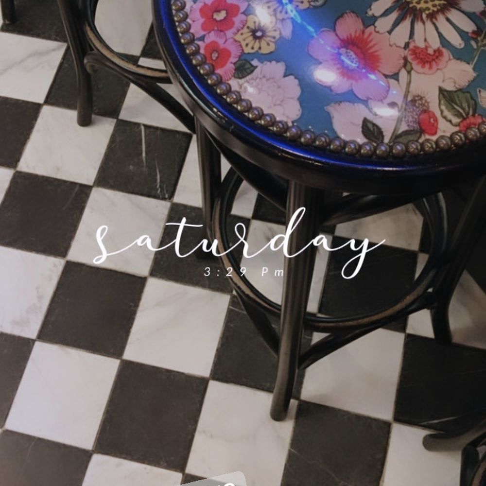 Cute decor inside and outside of the cafe!