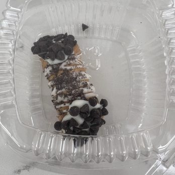 Cake Gypsy - Oreo Cannoli! - Bakeries Near Me - Canton, Connecticut