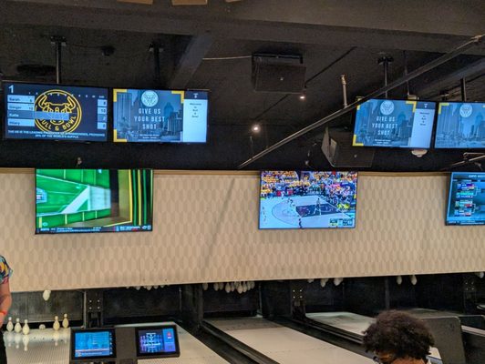 Bull & Bowl by null