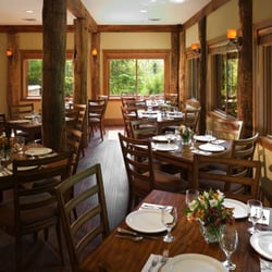 The Esmeralda Inn & Restaurant - Dining room