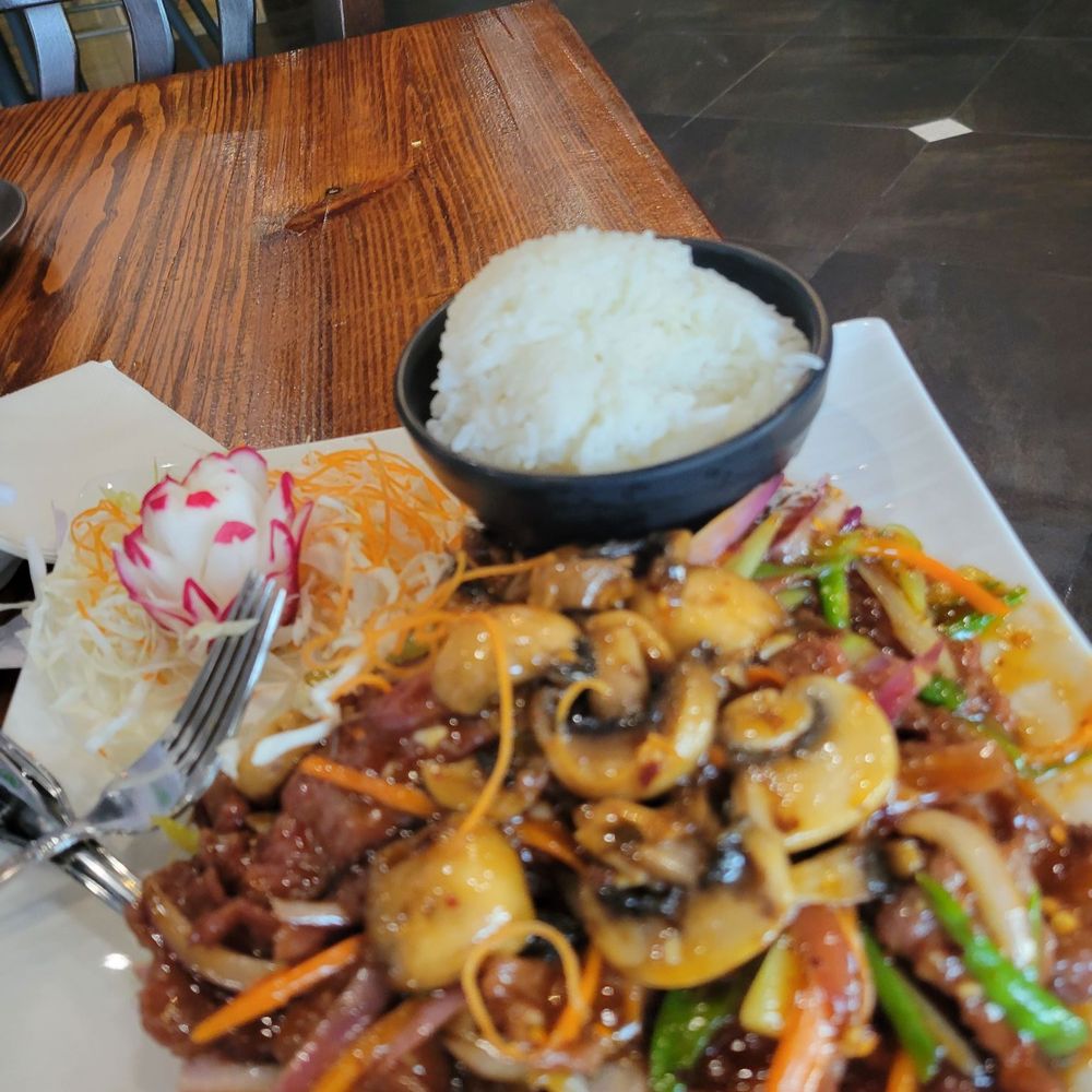 Chiyoda - Mongolian Beef with white rice and cabbage salad and a radish shaped like a flower. Beautiful presentation. - Sushi Bars Near Me - Great Neck Plaza, New York Chiyoda - Mongolian Beef with white rice and cabbage salad and a radish shaped like a flower. Beautiful presentation. - Sushi Bars Near Me - Great Neck Plaza, New York