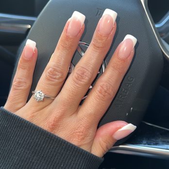 Union Nails - Nacy did my French powder dip nails and I LOVE them. She did a great job. - Nail Salons Near Me - San Francisco, California