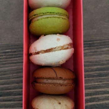 June Bakery - Top to down: vanilla, pistachio, coconut, hazelnut chocolate, coffee - Patisserie/Cake Shop Near Me - Bellevue, Washington