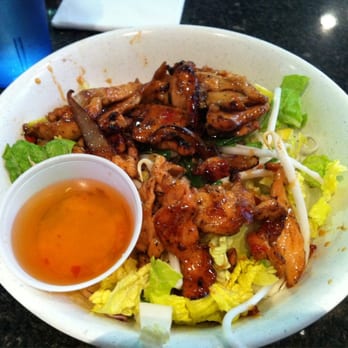 Noodle Bar - Lemon pepper chicken dry noodle bowl - Vietnamese Near Me - Marina, California Noodle Bar - Lemon pepper chicken dry noodle bowl - Vietnamese Near Me - Marina, California