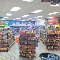 Sam's Mini Mart - Gotta love this gas station