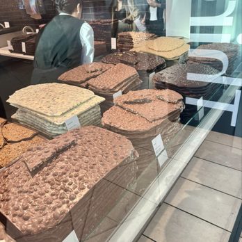 Läderach chocolatier suisse - Chocolates on display - Chocolatiers & Shops Near Me - Santa Clara, California Läderach chocolatier suisse - Chocolates on display - Chocolatiers & Shops Near Me - Santa Clara, California