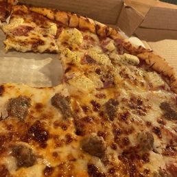 Half sausage half Hawaiian yum!! Half sausage half Hawaiian yum!!