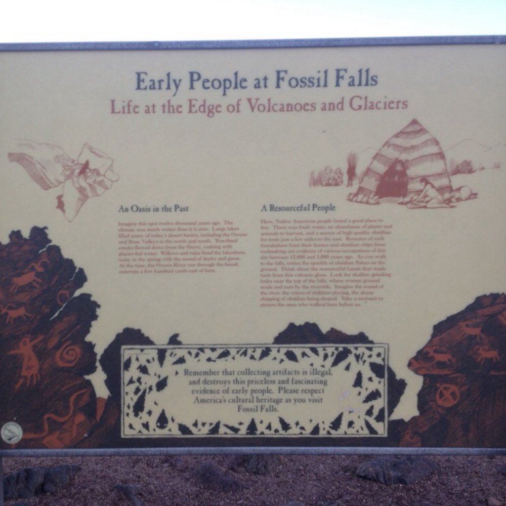 Fossil Falls - Hiking Near Me - Little Lake, California Fossil Falls - Hiking Near Me - Little Lake, California