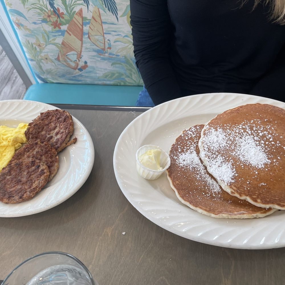 Lighthouse Cafe - Scrambled eggs, turkey sausage, and pancakes - Breakfast & Brunch Near Me - San Pedro, California Lighthouse Cafe - Scrambled eggs, turkey sausage, and pancakes - Breakfast & Brunch Near Me - San Pedro, California