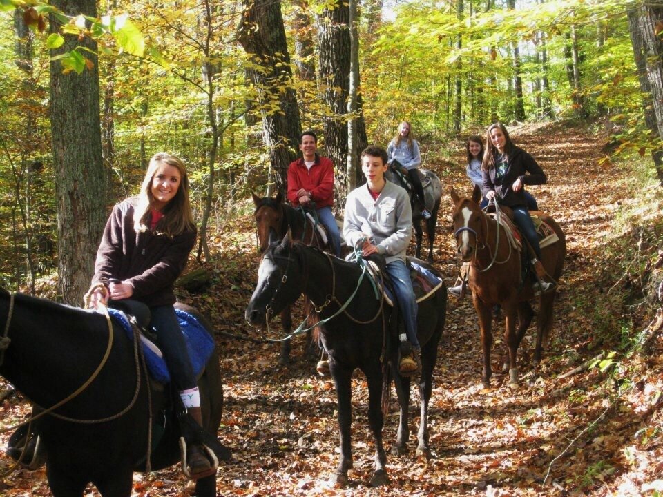 Schooner Valley Riding Stable Logo