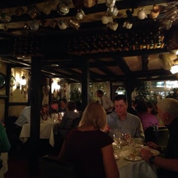 Antico Restaurant - Busy, blinding, beautiful - Italian Near Me - Henley-on-Thames, OXF Antico Restaurant - Busy, blinding, beautiful - Italian Near Me - Henley-on-Thames, OXF