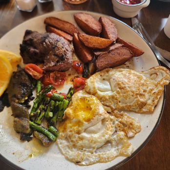 Lamezze - Steak and eggs - Mediterranean Near Me - El Paso, Texas Lamezze - Steak and eggs - Mediterranean Near Me - El Paso, Texas
