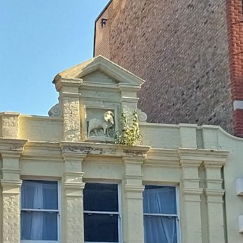 Goat Tavern - Carving - Pubs Near Me - London, XGL Goat Tavern - Carving - Pubs Near Me - London, XGL