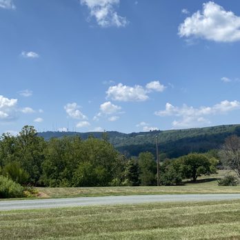 Jefferson Vineyards - Wineries Near Me - Charlottesville, Virginia Jefferson Vineyards - Wineries Near Me - Charlottesville, Virginia