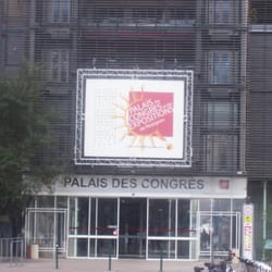 Au Palais Des Congres
