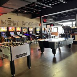 Pindustry - Main floor