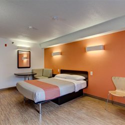 Motel 6 - Guest Room