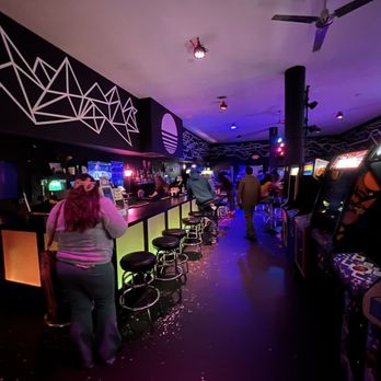 Reboot Arcade Bar - people playing video games - Cocktail Bars Near Me - Winston-Salem, North Carolina