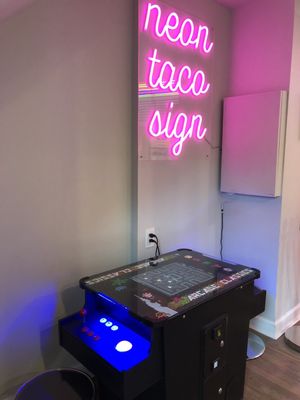 Pinks Cantina & Catering by null