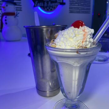 Ritz Eats & Sweets - Vanilla ice cream cookie dough milkshake - Desserts Near Me - Orem, Utah