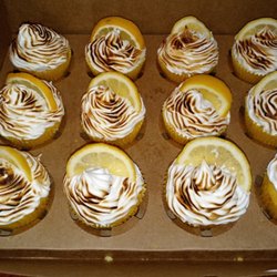 Cupcake Galore - Lemon meringue cupcake