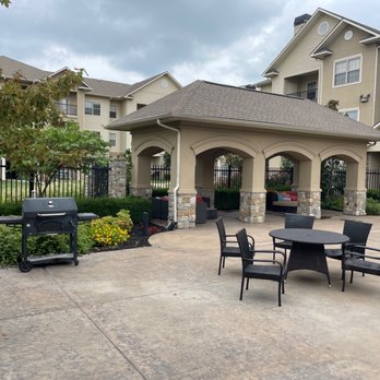 Marquis on Memorial - Grills available to use and covered lounging area - Apartments Near Me - Bixby, Oklahoma Marquis on Memorial - Grills available to use and covered lounging area - Apartments Near Me - Bixby, Oklahoma