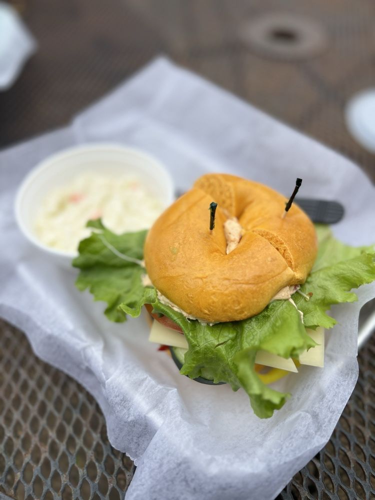 ISLAND BAGEL & DELI Updated September 2024 193 Photos & 253 Reviews