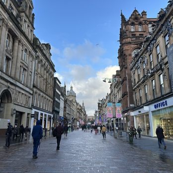 Buchanan Street - Local Flavor Near Me - Glasgow, GLG