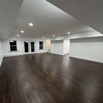 Black Barn Roofing & Contracting - Finished basement - General Contractors Near Me - Weare, New Hampshire Black Barn Roofing & Contracting - Finished basement - General Contractors Near Me - Weare, New Hampshire