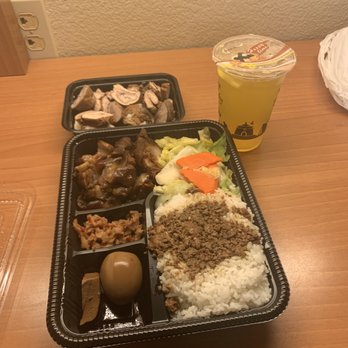 The Bento Box - Pork feet bento box - Taiwanese Near Me - Milpitas, California The Bento Box - Pork feet bento box - Taiwanese Near Me - Milpitas, California