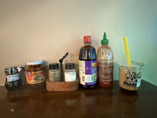 Milk and Tea by null