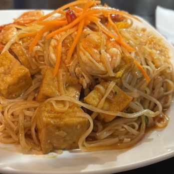 Fa-Sai Thai - 67. Pad Thai with shrimp and tofu - Desserts Near Me - Garden Grove, California Fa-Sai Thai - 67. Pad Thai with shrimp and tofu - Desserts Near Me - Garden Grove, California