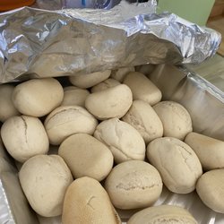 Middle of the Island Catering - Dinner rolls