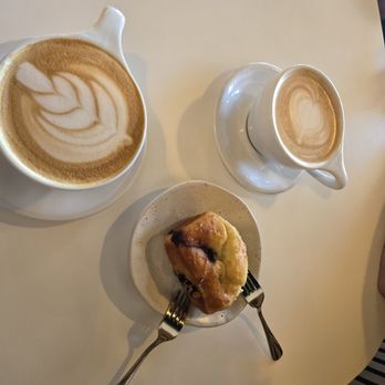Rendezvous Cafe - Cafes Near Me - Cumming, Georgia