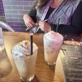 Madres Brunch - Mazapán latte - Breakfast & Brunch Near Me - Riverside, California Madres Brunch - Mazapán latte - Breakfast & Brunch Near Me - Riverside, California