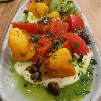 Alcove - Field Tomatoes - Venues & Event Spaces Near Me - Cincinnati, Ohio Alcove - Field Tomatoes - Venues & Event Spaces Near Me - Cincinnati, Ohio