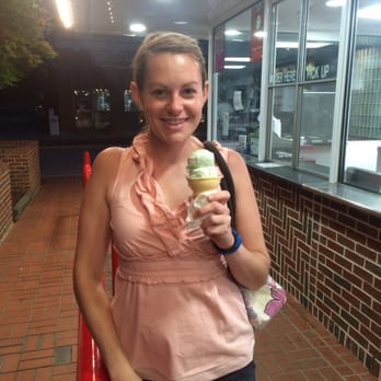 Goodberry's Frozen Custard - Mint chocolate chip was today's flavor! - Ice Cream & Frozen Yogurt Near Me - Raleigh, North Carolina Goodberry's Frozen Custard - Mint chocolate chip was today's flavor! - Ice Cream & Frozen Yogurt Near Me - Raleigh, North Carolina