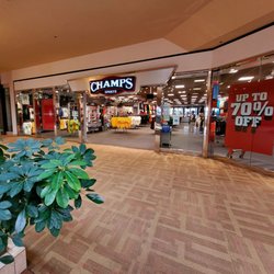 Champs Sports
