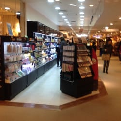 The Best 10 Cosmetics Beauty Supply Near Cosme Store アットコスメストア ルミネ池袋店 In 豊島区 東京都 Yelp