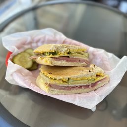 Cubano