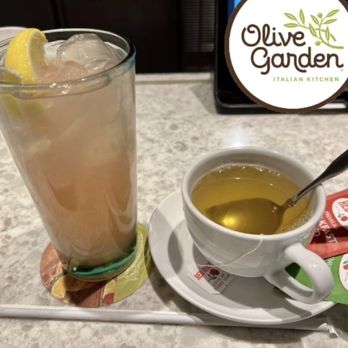 Olive Garden Italian Restaurant - Raspberry Tea & Hot Green Tea - Italian Near Me - Tempe, Arizona Olive Garden Italian Restaurant - Raspberry Tea & Hot Green Tea - Italian Near Me - Tempe, Arizona