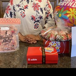 Edible Arrangements - Excellent service, same day delivery!!