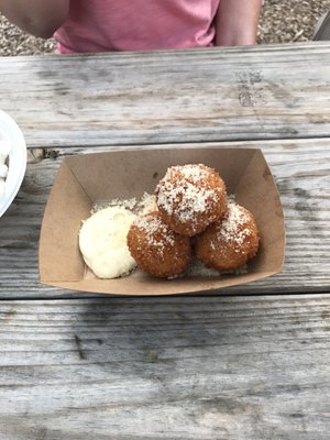 The Lawn at LoveLuck by null