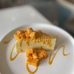 Mango Mango Dessert - Mango crepe cake