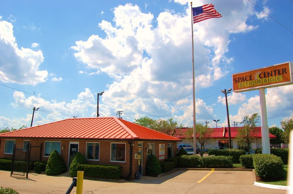 SPACE CENTER STORAGE Updated June 2024 1120 E New Circle Rd