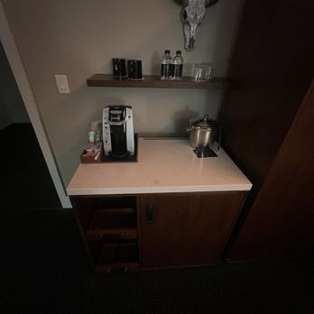 Hotel Paso Del Norte Autograph Collection - Keurig coffee maker - Hotels Near Me - El Paso, Texas Hotel Paso Del Norte Autograph Collection - Keurig coffee maker - Hotels Near Me - El Paso, Texas