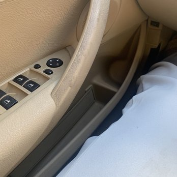 Paul Campanella's Auto Centers - Wilmington - grease on door handle - Tires Near Me - Wilmington, Delaware
