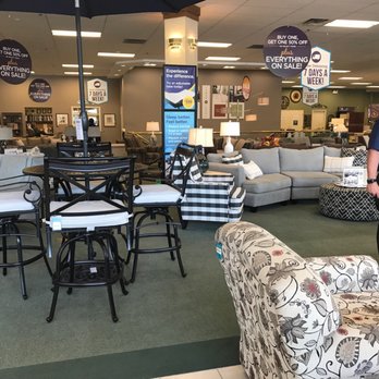 Raymour Flanigan Furniture And Mattress 17 Photos 26 Reviews Mattresses 65 Baltimore Pike Springfield Pa Phone Number Yelp Raymour Flanigan Furniture And, Raymour Flanigan Coffee Table