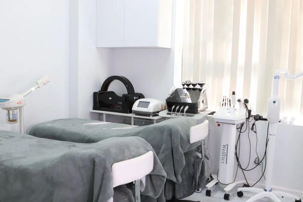 Eyelash Service - YOUNG BEAUTY SKIN CARE - FLUSHING - 21 Photos - 136